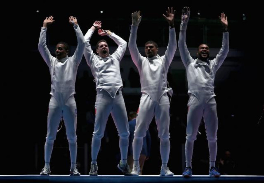 OI: Francuzi baš umeju s mačem!