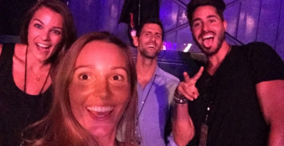 Novak i Jelena uživali na koncertu Enrikija Iglesijasa