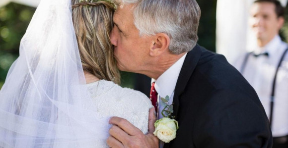 Otjerao svatove: Mlada je ku**a