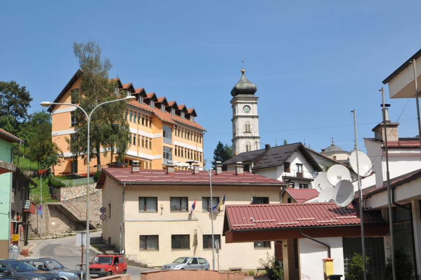 Vlada zaobilazi Čajniče 