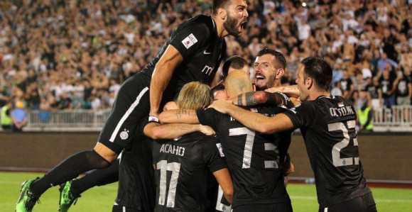 Priča - LE: Povratak autoriteta...