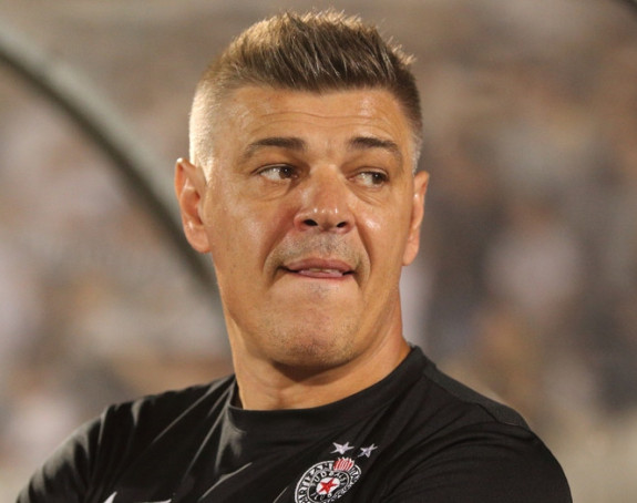 Savo pričao o "rasizmu" i odbio da odgovori na provokacije!