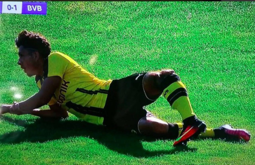 Uznemirujući video: Stravična povreda fudbalera Borusije!