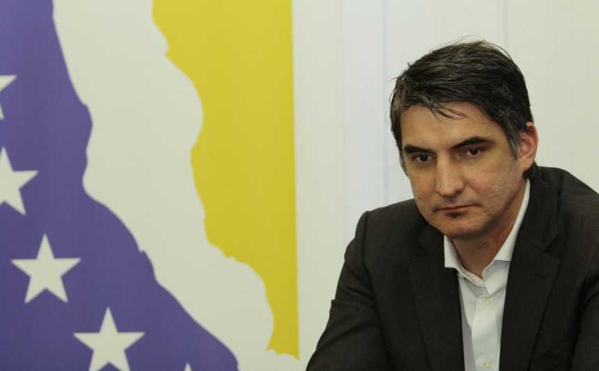 Mulaomerović podnio ostavku!