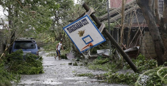 Tajfun "Mangkut" se ne smiruje