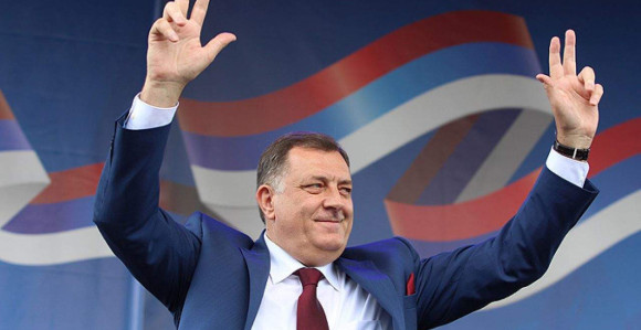 Dodik: 100 KM da glasate za SNSD!