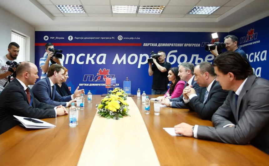 Црнадак упутио подршку Курцу