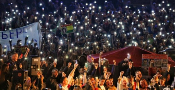 Opasnost za narod je u istoj grupi