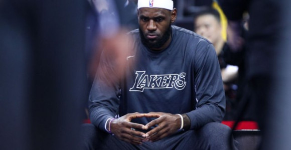 "Beskičmenjak" Lebron!