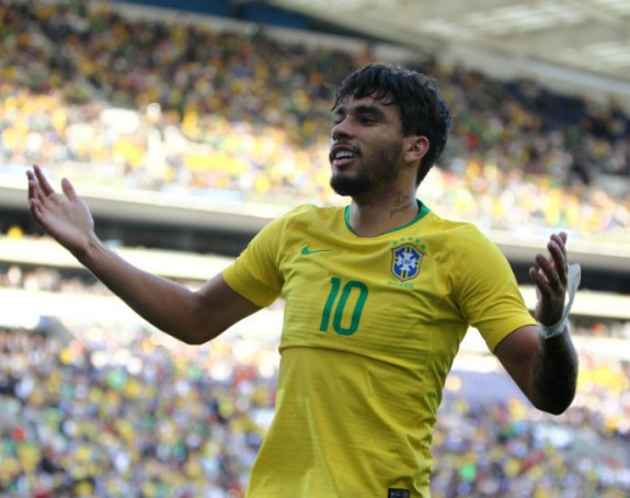 Милан губи Пакету?!