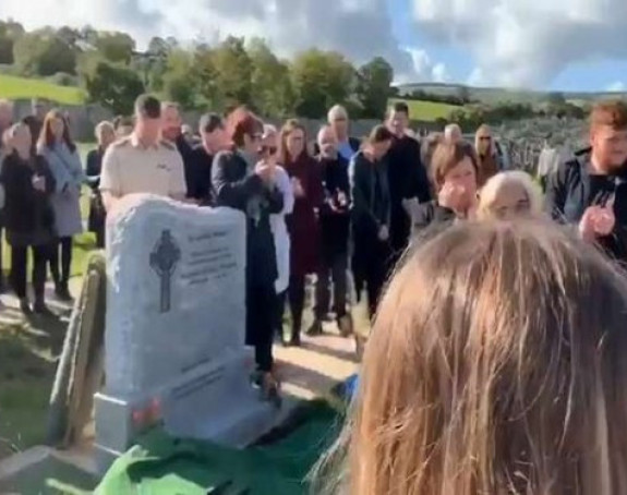 Tokom sahrane iz sanduka se čuo glas! Pustite me odavde!