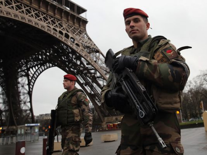 Напад у Паризу - увод у још већу катастрофу