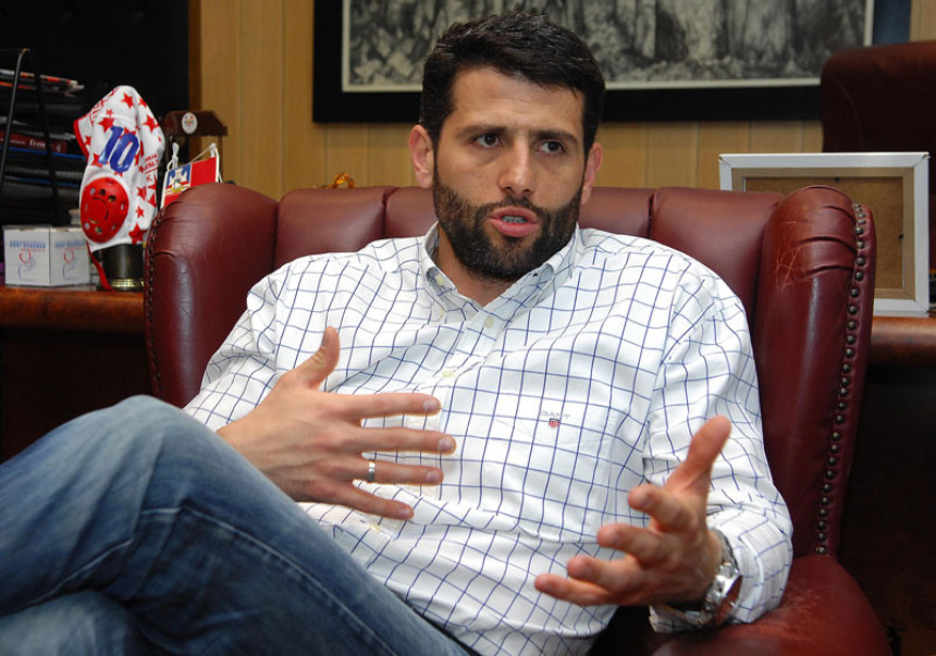 Šapić o Đokoviću: I Novaka dižemo u nebesa, pa gazimo!