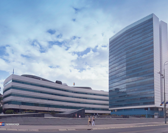 Funkcioneri se ne boje sukoba interesa