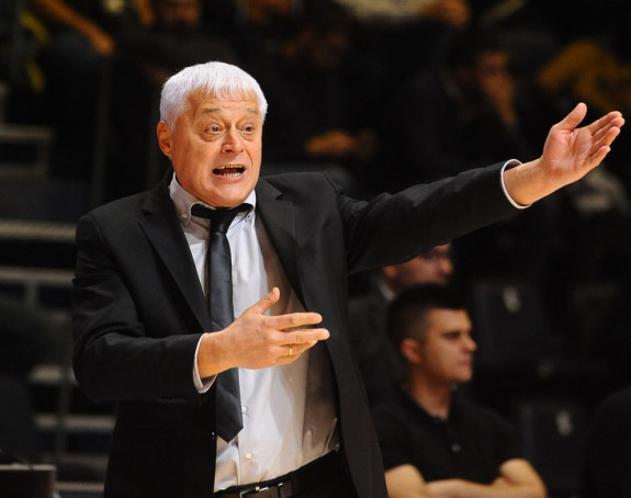 Podeljene strasti u Pioniru: Muto odlazi!