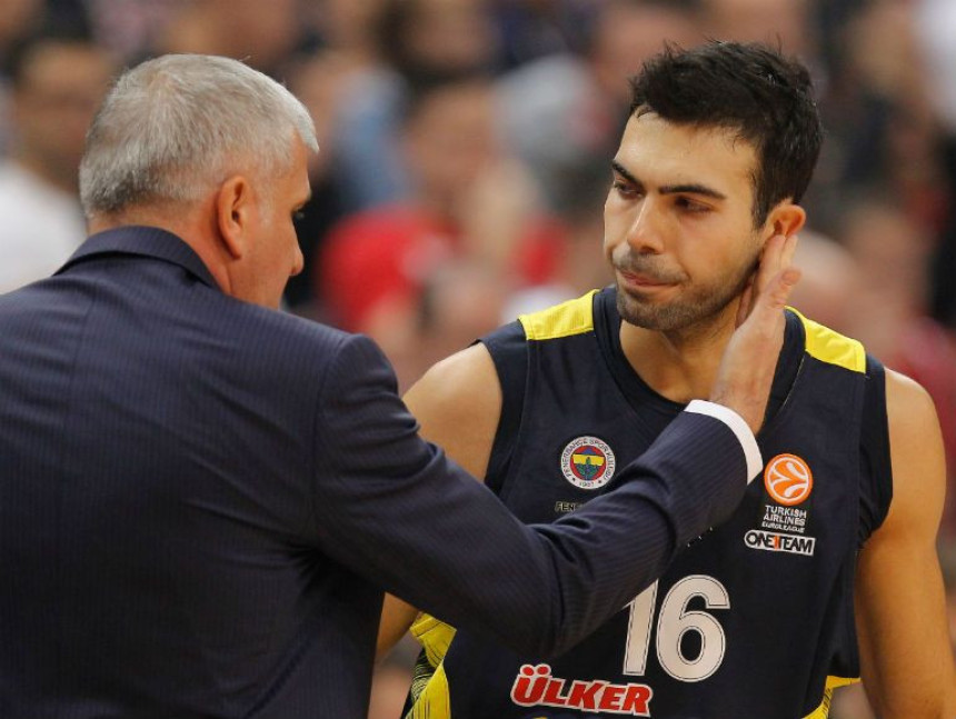 ЕЛ: Реал на 100%, Слукас пресудио својима!