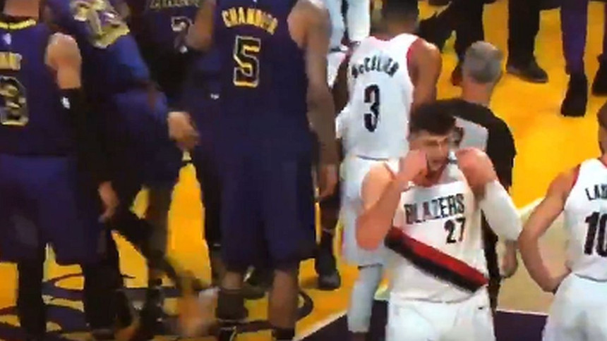 Video: Nurkić se ''narugao'' Lebronu da je plačljivko!