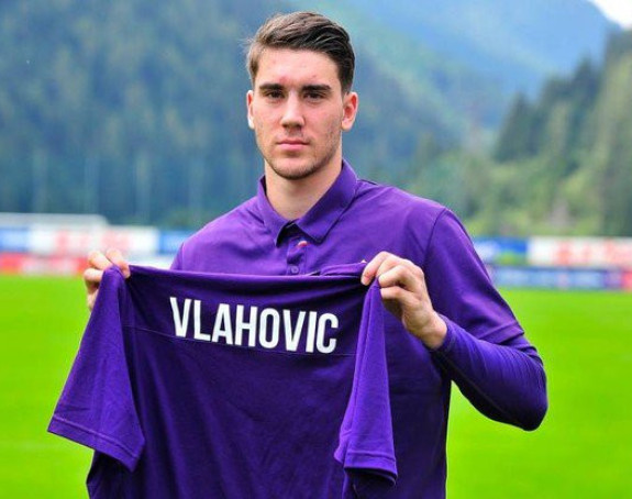 Vlahović od januara u Seriji B!