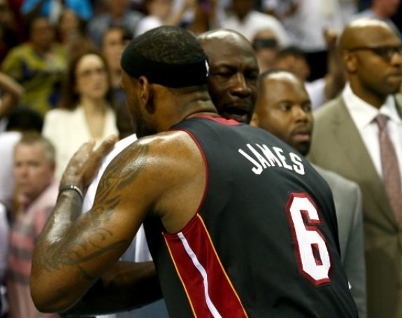 Lebron na 867 poena od Majkla Džordana!