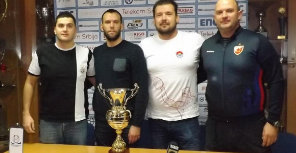 Zvezda na Partizan za trofej Kupa!