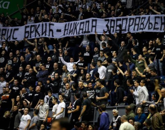Navijači Partizana ne zaboravljaju Harisa Brkića...