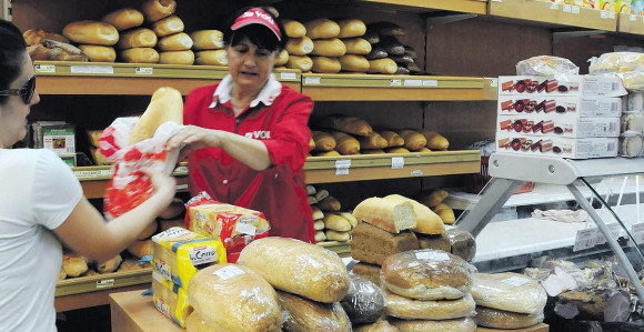 Građani treba da kazne one koji su im život poskupili!