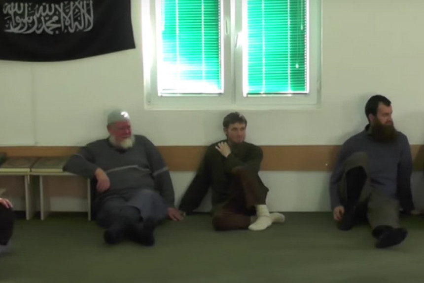 Ne odustaju od nelegalnog džemata