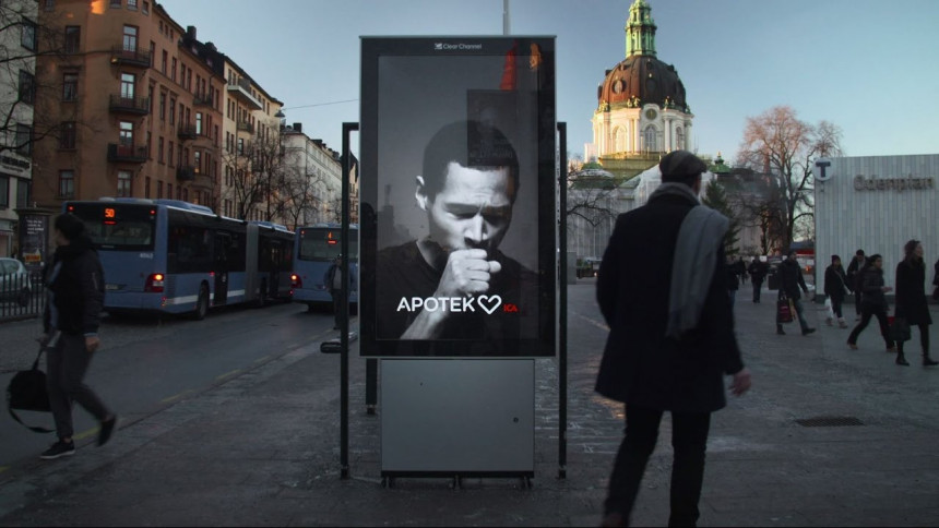 Bilbord u Stokholmu kašlje ako se pored njega puše cigarete