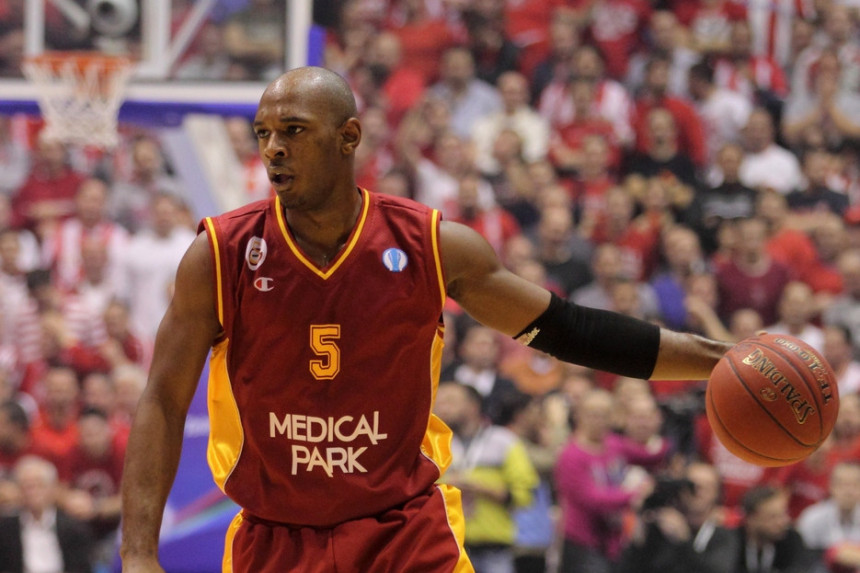 Gordon u Beogradu: Pregledi prije potpisa za Partizan...