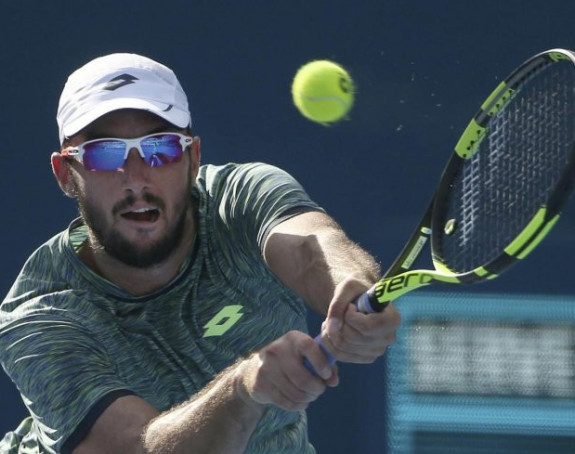 AO - Troicki: Kada ne ide, kao da ste u živom blatu!