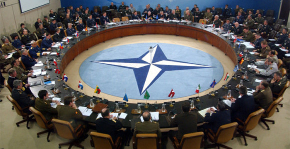 NATO osuđuje: Budite uzdržani