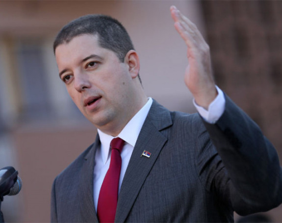 Prvo odgovori, pa nastavak dijaloga