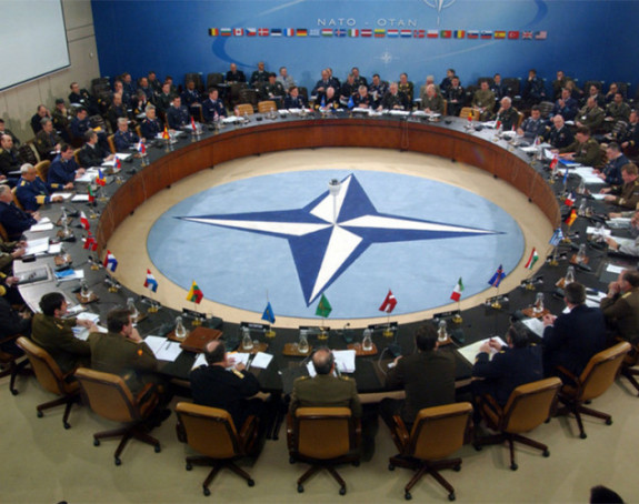 NATO osuđuje: Budite uzdržani