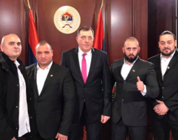 Ко се све дружи са Милорадом Додиком