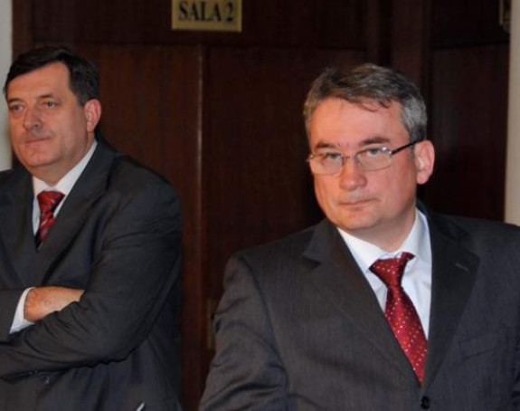 Dodik će ostaviti Ruse zbog SAD-a