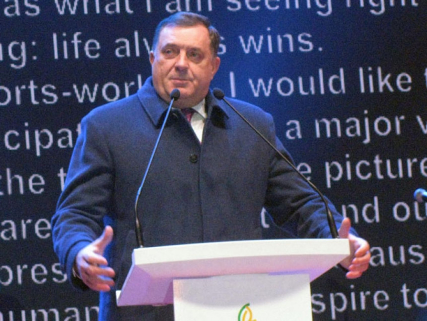 Kako izgleda novi Milorad Dodik?!