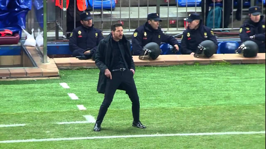 Video: Ustaj, narode! Sad moramo da prođemo dalje!