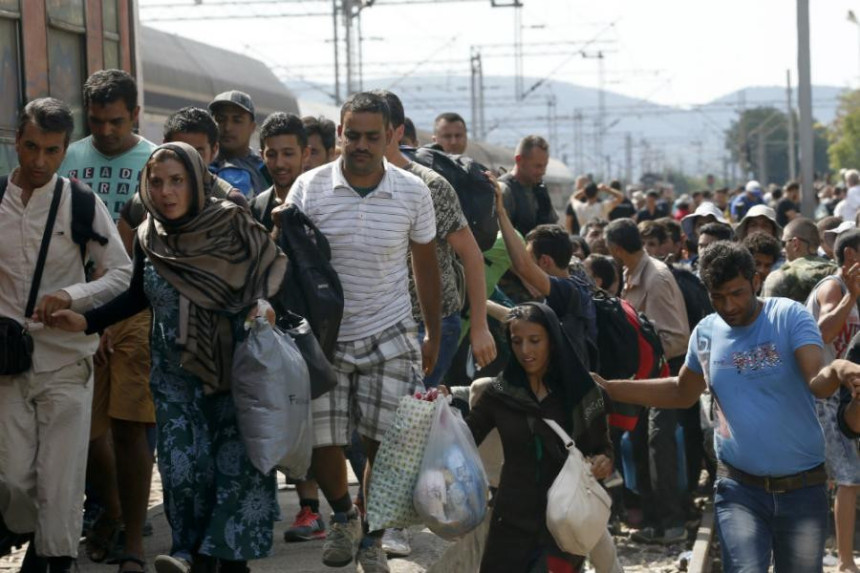 Европа треба да прими пола милиона избјеглица 