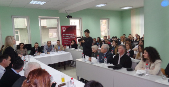 Ambijent čeka biznis