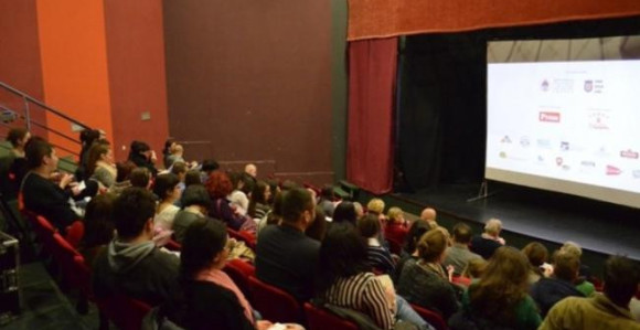 Gasi se još jedan filmski festival?