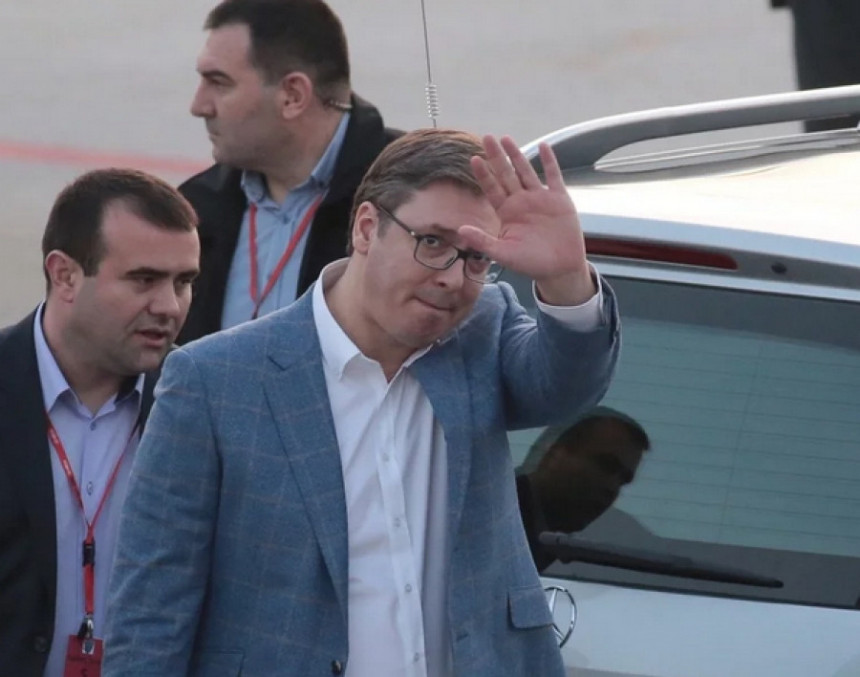 Dodikovi bezuspješni pozivi Vučiću