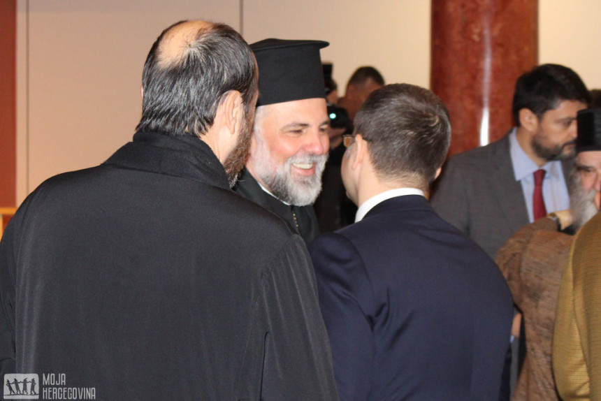Grigorije ne daje "bjanko" podršku