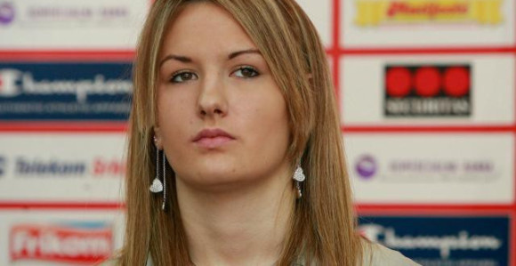 Heroina Nataša u "petoj brzini": Kup, studije i - knjiga!