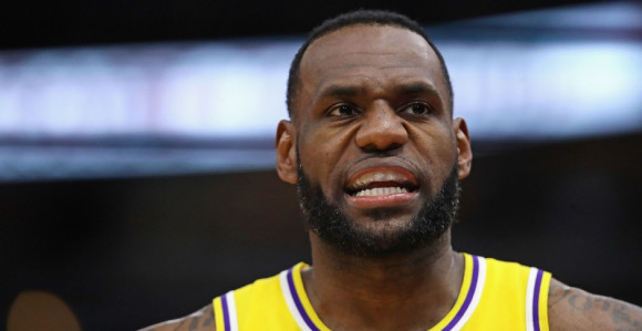 "Краљ" одмарао, дабл-дабл Нуркића, пораз Кокошкова!