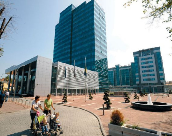 Dug tri ministarstva skoro 17 miliona KM