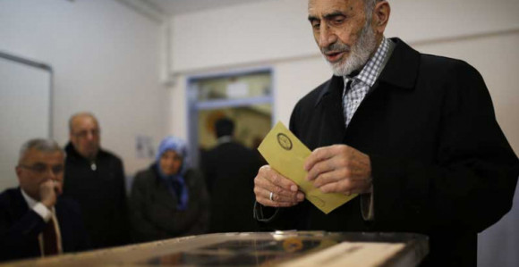 Turska glasa na referendumu