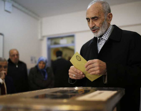 Turska glasa na referendumu