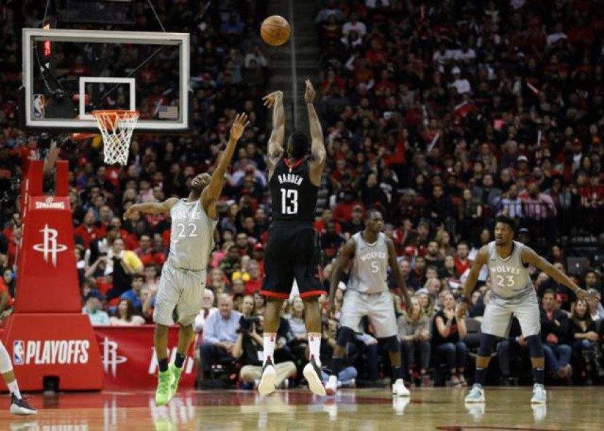 Plej-of: Harden 44, Džordž 36, Bjelica bez poena!