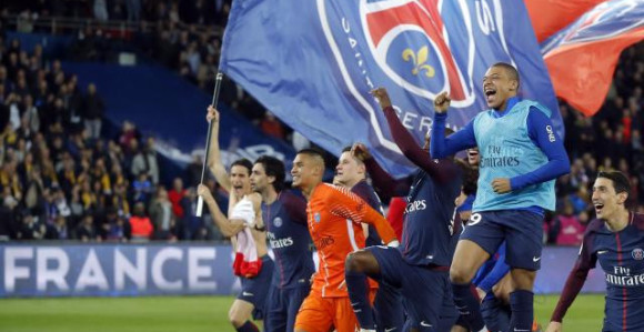 Dok je PSŽ osvajao titulu, Nejmar igrao poker!