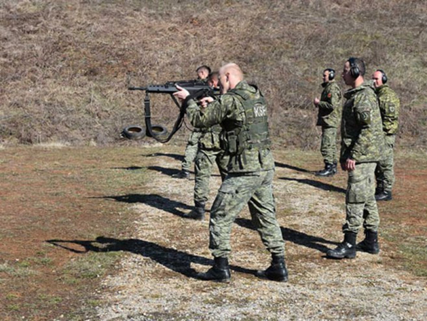 Ветерани из "Олује" обучавају Албанце